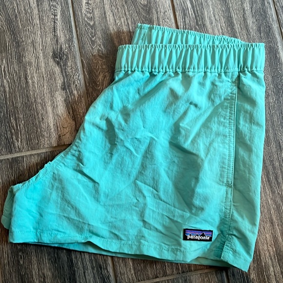 Patagonia Pants - S- W’s Barely Baggies Shorts - 2½